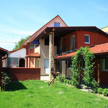 Penzion Rudolf Prievidza Exterior photo